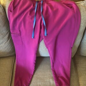 Figs Raspberry Sorbet Zamora Joggers